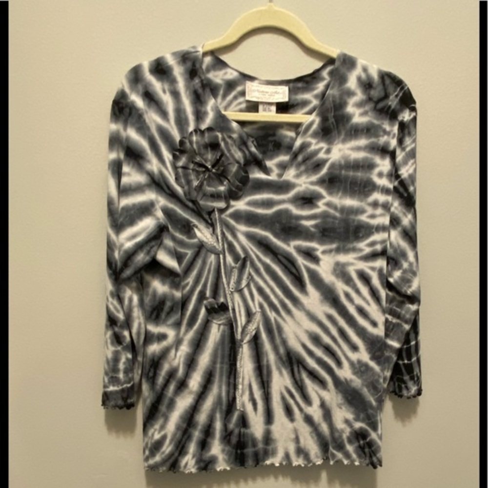 Ladies Nature Art by Lynn yang size XL blk, gray